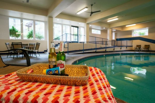 Yosemite View Lodge by null
