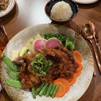 Gasalong - 3 sauces duck - Thai Near Me - Great Neck, New York Gasalong - 3 sauces duck - Thai Near Me - Great Neck, New York