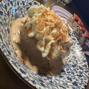 The Airliner - Hojicha tres leches - Wine Bars Near Me - Los Angeles, California