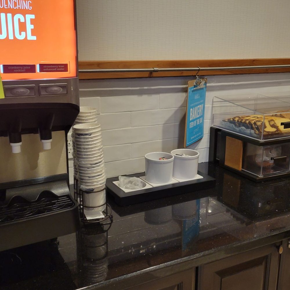 Hampton Inn & Suites Hobbs - Juice, bread. Muffins - Hotels Near Me - Hobbs, New Mexico Hampton Inn & Suites Hobbs - Juice, bread. Muffins - Hotels Near Me - Hobbs, New Mexico