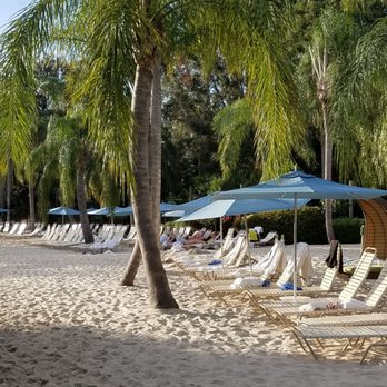 Discovery Cove - Beautiful beach! - Amusement Parks Near Me - Orlando, Florida