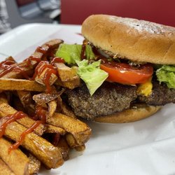 Freddie's - Freddie Burger with the works  :)