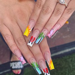 Super Spa Nails - Bad bunny nails