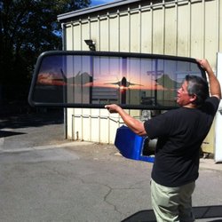 Paradise Auto Body - Customer overlay back glass