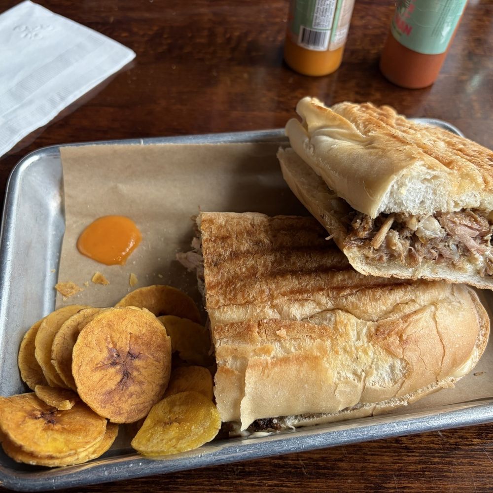 Pan Con Lechon Sandwich Pan Con Lechon Sandwich