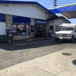 Thrifty Gas - Very clean and very nice staff