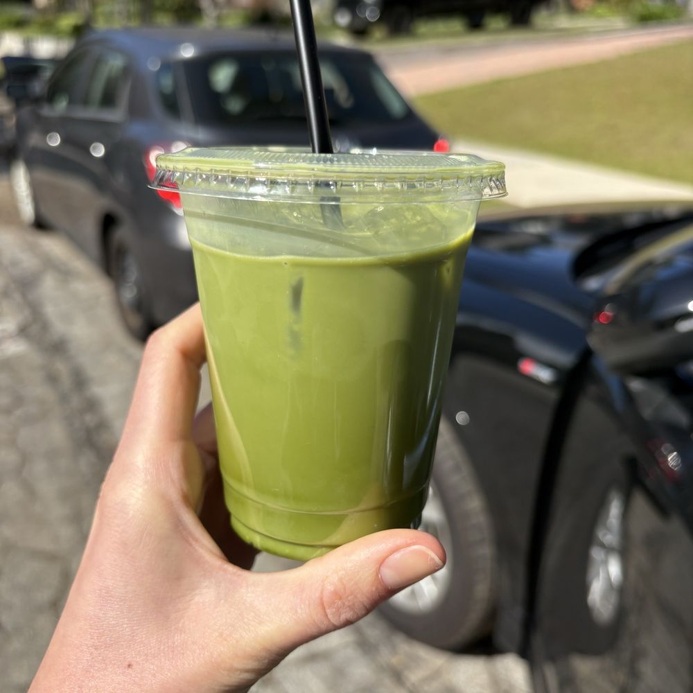 Loose Cannon Cafe - Iced matcha latte - Coffee & Tea Near Me - Glendale, California