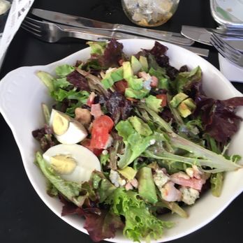 MTK Lobster House - Cali girl salad - Seafood Near Me - Montauk, New York