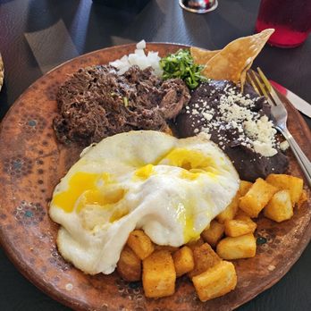 Cafe Canela - Barbacoa Plate - Mexican Near Me - Lynwood, California Cafe Canela - Barbacoa Plate - Mexican Near Me - Lynwood, California