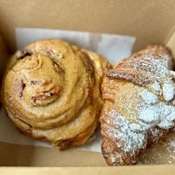 Cafe des Chutes - Oregon Roll & Pistachio Croissant