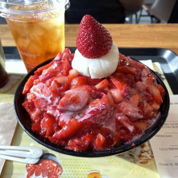 Sulbing - Strawberry - Desserts Near Me - Santa Clara, California Sulbing - Strawberry - Desserts Near Me - Santa Clara, California