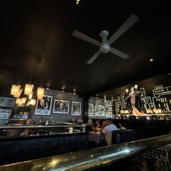 Manhattan Restaurant - Nice ambiance