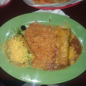 Casa Maria - I had the Shredded Beef Taco and Enchilada and it was delicious. The service was excellent. The waitres was very friendly. - Mexican Near Me - Clovis, California Casa Maria - I had the Shredded Beef Taco and Enchilada and it was delicious. The service was excellent. The waitres was very friendly. - Mexican Near Me - Clovis, California