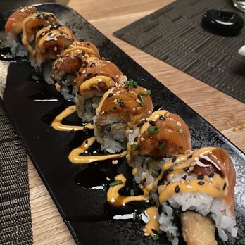 O-Ku - The Tennessee Two Step. A tasty sushi roll for sure, but not my favorite. - Sushi Bars Near Me - Nashville, Tennessee O-Ku - The Tennessee Two Step. A tasty sushi roll for sure, but not my favorite. - Sushi Bars Near Me - Nashville, Tennessee