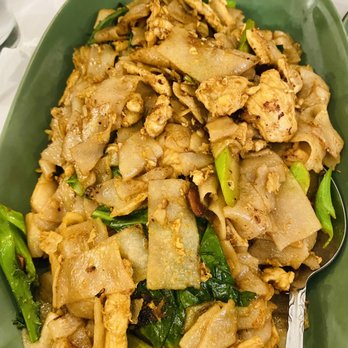 Thai House Restaurant - Pad see ewe with chicken - Thai Near Me - Redlands, California
