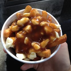 Lou Fast Food - Small poutine