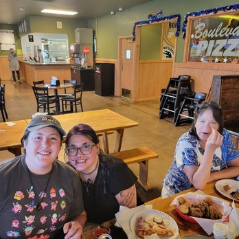 Boulevard Pizza - Pizza party at the Boulevard - Pizza Near Me - Sparks, Nevada Boulevard Pizza - Pizza party at the Boulevard - Pizza Near Me - Sparks, Nevada