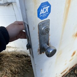 Rapid Locksmith - Commerical lock rekey