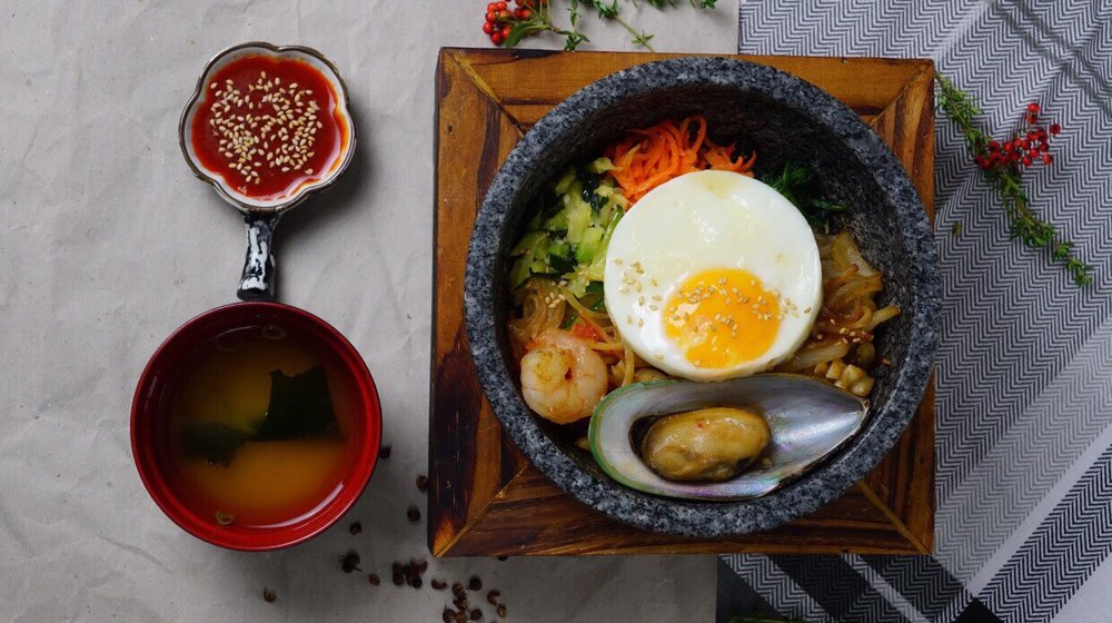 GINGER AND GARLIC 334 High Street, Cheltenham, Gloucestershire