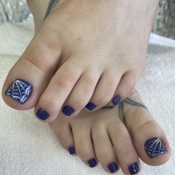 VV Nails - Pedicure with design - Nail Salons Near Me - Santa Clarita, California VV Nails - Pedicure with design - Nail Salons Near Me - Santa Clarita, California