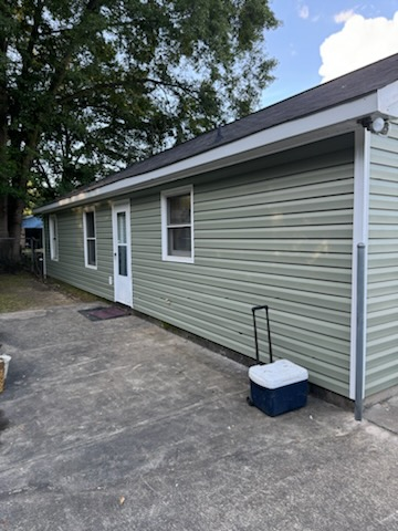 Slide of O&V Roofing