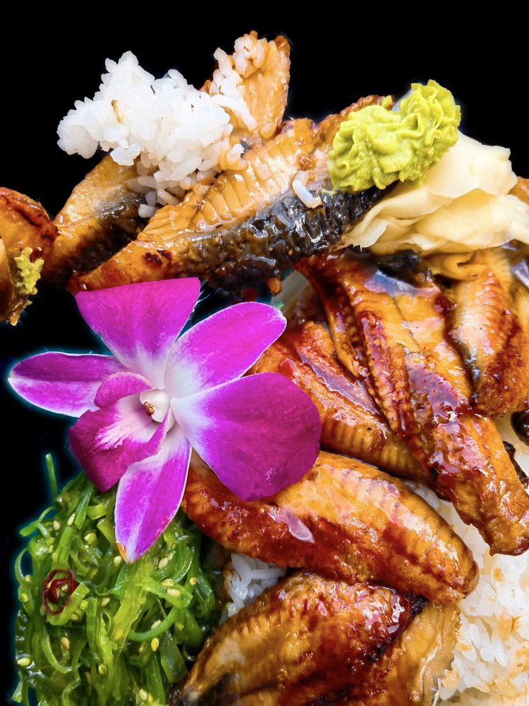 Mandolin Sushi and Steakhouse