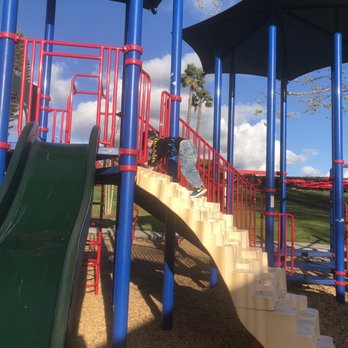 Woodland Park - Climbing the big steps - Parks Near Me - San Marcos, California