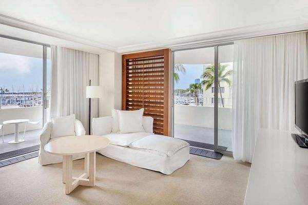 Hilton Vacation Club The Modern Honolulu by null