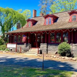 Vintage Goods & Antiques Consignment Shop