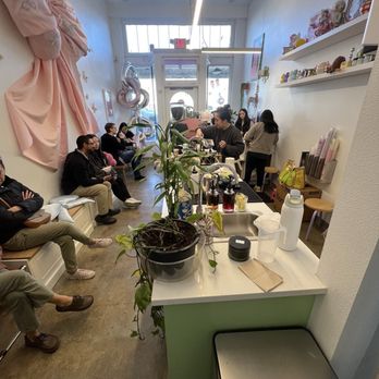 Joie COFFEE - Seating area - Coffee & Tea Near Me - Seattle, Washington Joie COFFEE - Seating area - Coffee & Tea Near Me - Seattle, Washington