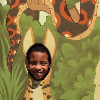 Wildlife Learning Center - Zoos Near Me - Sylmar, California