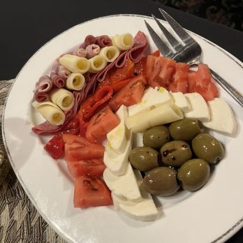 Guarino's Restaurant - Antipasto - Italian Near Me - Cleveland, Ohio