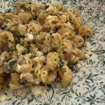 Brutto Americano - Radiatori with crabmeat - Italian Near Me - New Orleans, Louisiana