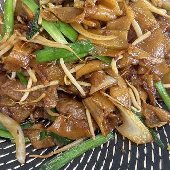 818 Shanghai - This kind of noodles is very delicious, and the large pieces of beef are very fragrant. - Chinese Near Me - Boca Raton, Florida