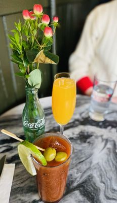 Le Petit Triangle Cafe by null