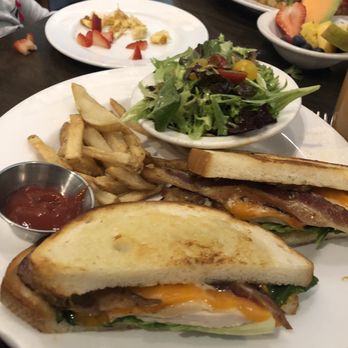Breakfast Table - Breakfast & Brunch Near Me - Vancouver, British Columbia Breakfast Table - Breakfast & Brunch Near Me - Vancouver, British Columbia
