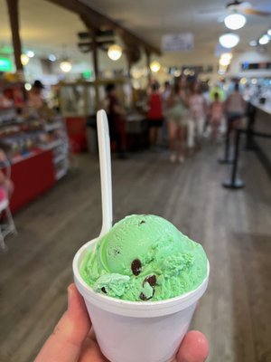 La King's Confectionery by null