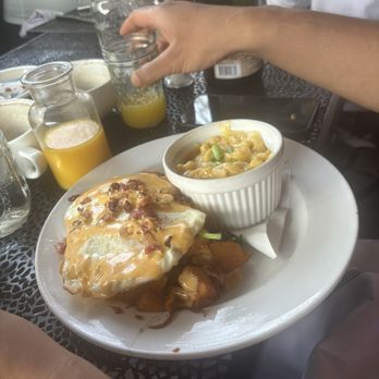 Sun in My Belly - Hash - Breakfast & Brunch Near Me - Atlanta, Georgia