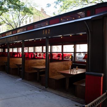 Dolly's - Cocktail Bars Near Me - New York, New York