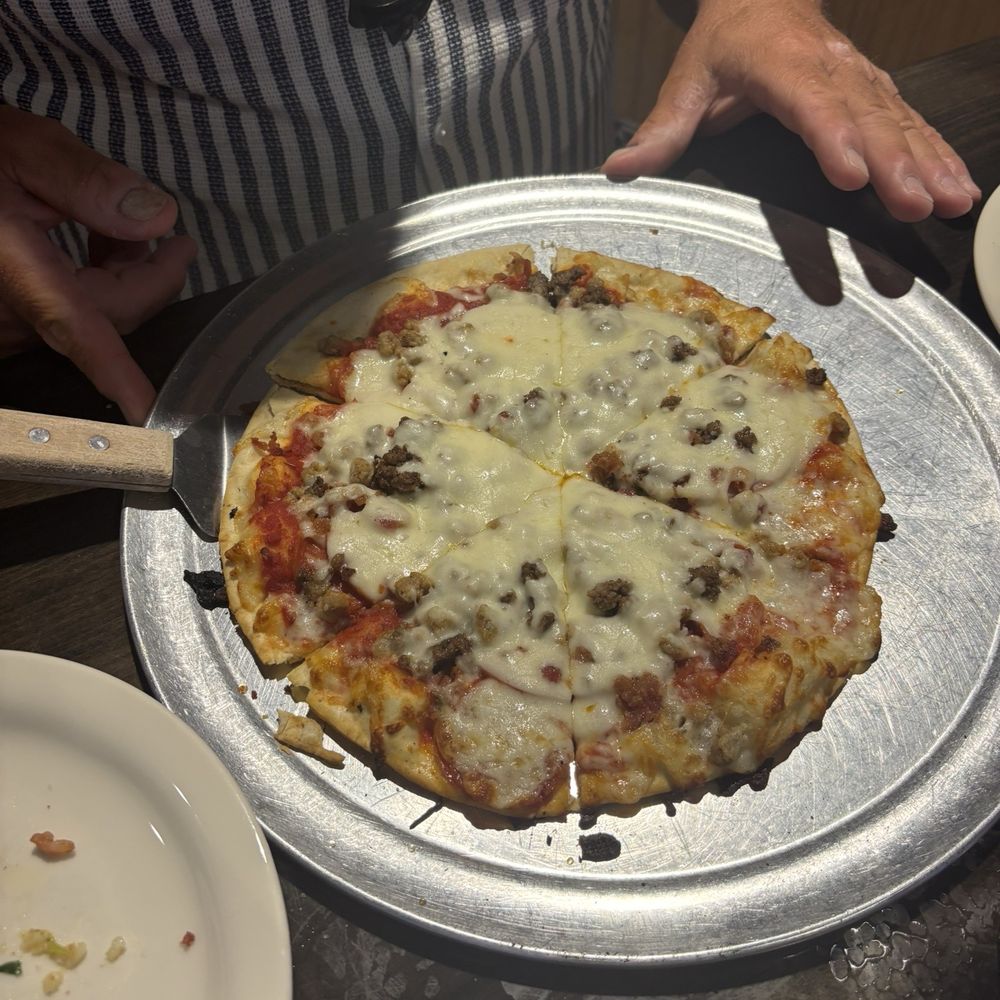 Lillian's Pizza - Thin crust Dave's Meat Lovers - Pizza Near Me - Pensacola, Florida Lillian's Pizza - Thin crust Dave's Meat Lovers - Pizza Near Me - Pensacola, Florida