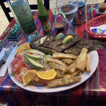 Mi Guatemala Restaurant - Fried fish with salad and yucca - Latin American Near Me - West New York, New Jersey Mi Guatemala Restaurant - Fried fish with salad and yucca - Latin American Near Me - West New York, New Jersey