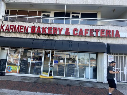 Karmen Bakery by null