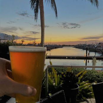Sailor's Return Restaurant - Seafood Near Me - Stuart, Florida