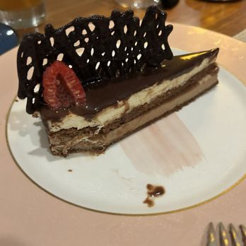 Bali Oceanfront - Waialua Triple Chocolate Crunch Cake - Seafood Near Me - Honolulu, Hawaii Bali Oceanfront - Waialua Triple Chocolate Crunch Cake - Seafood Near Me - Honolulu, Hawaii