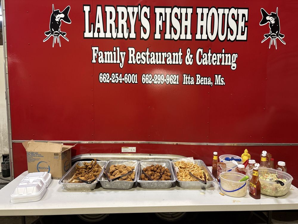 Food from Larry's Fish House