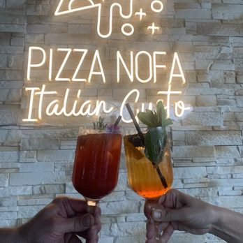 Pizza Nofa - Cocktails Pink Lady et Spritz Aperol - Italian Near Me - Arcachon, 33 Pizza Nofa - Cocktails Pink Lady et Spritz Aperol - Italian Near Me - Arcachon, 33