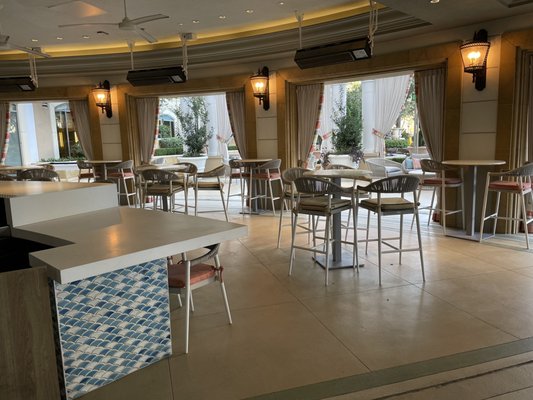 CAPRI Pool Restaurant & Bar by null
