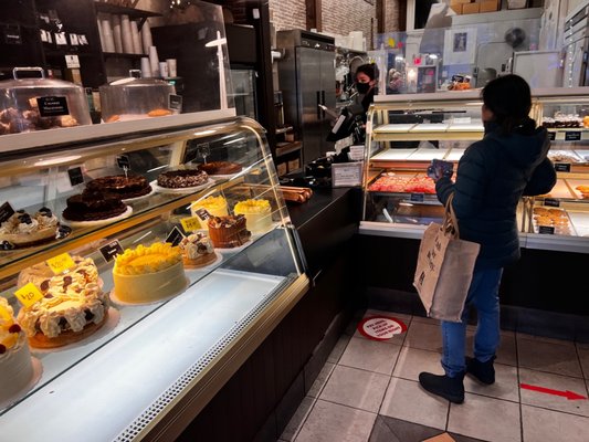 Fratelli Authentic Italian Baking by null