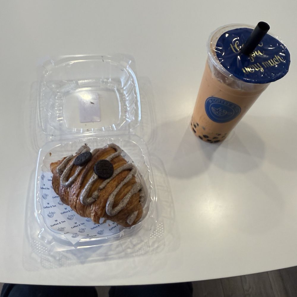 W Coffee & Tea - Thai Iced Tea with Tapioca & Oreo croissant - Patisserie/Cake Shop Near Me - Niles, Illinois W Coffee & Tea - Thai Iced Tea with Tapioca & Oreo croissant - Patisserie/Cake Shop Near Me - Niles, Illinois