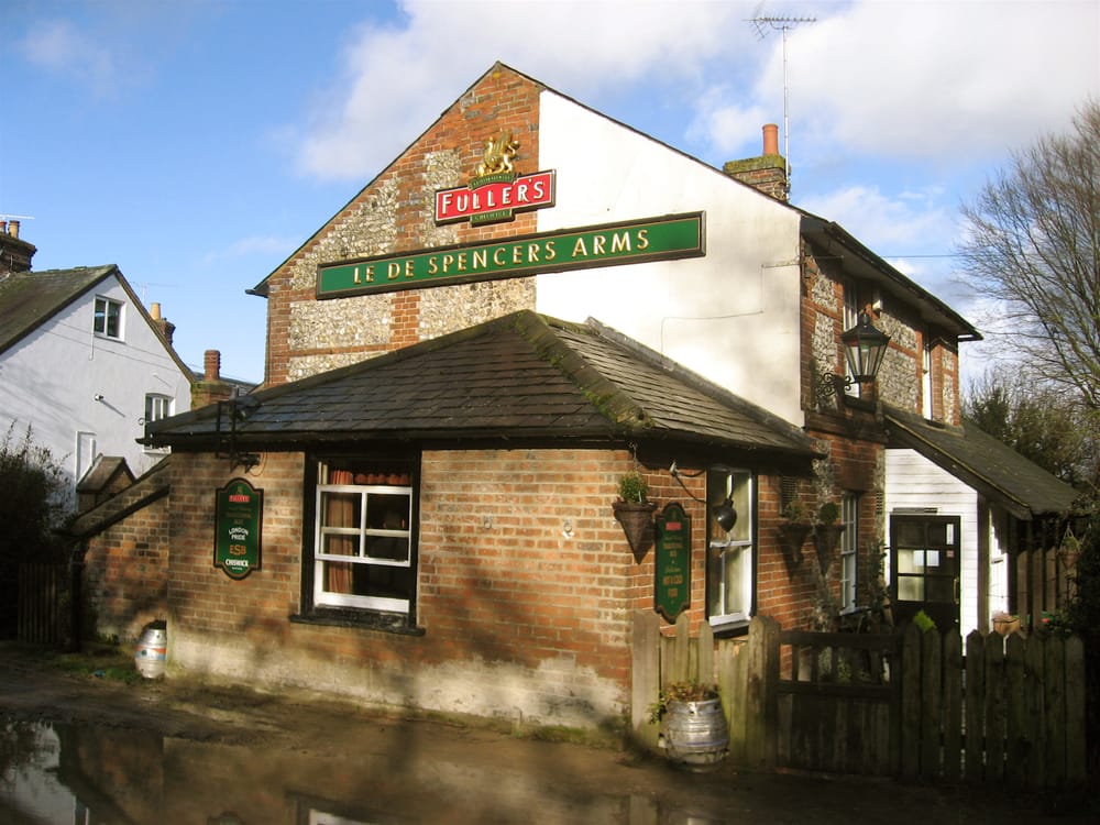 THE LE DE SPENCERS ARMS Updated June 2024 The Common, High